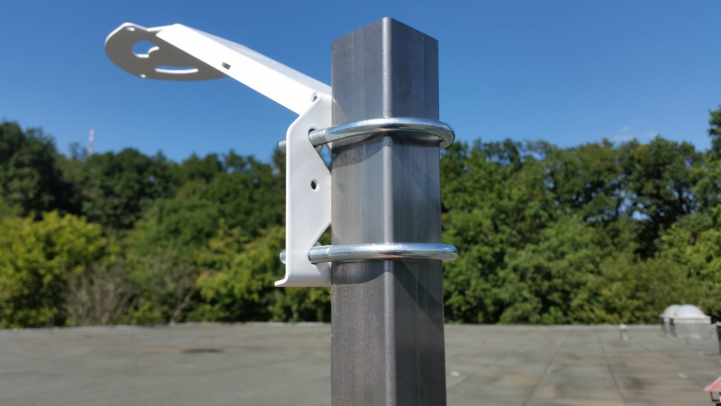 U-bolts for pipe mounting (2x)