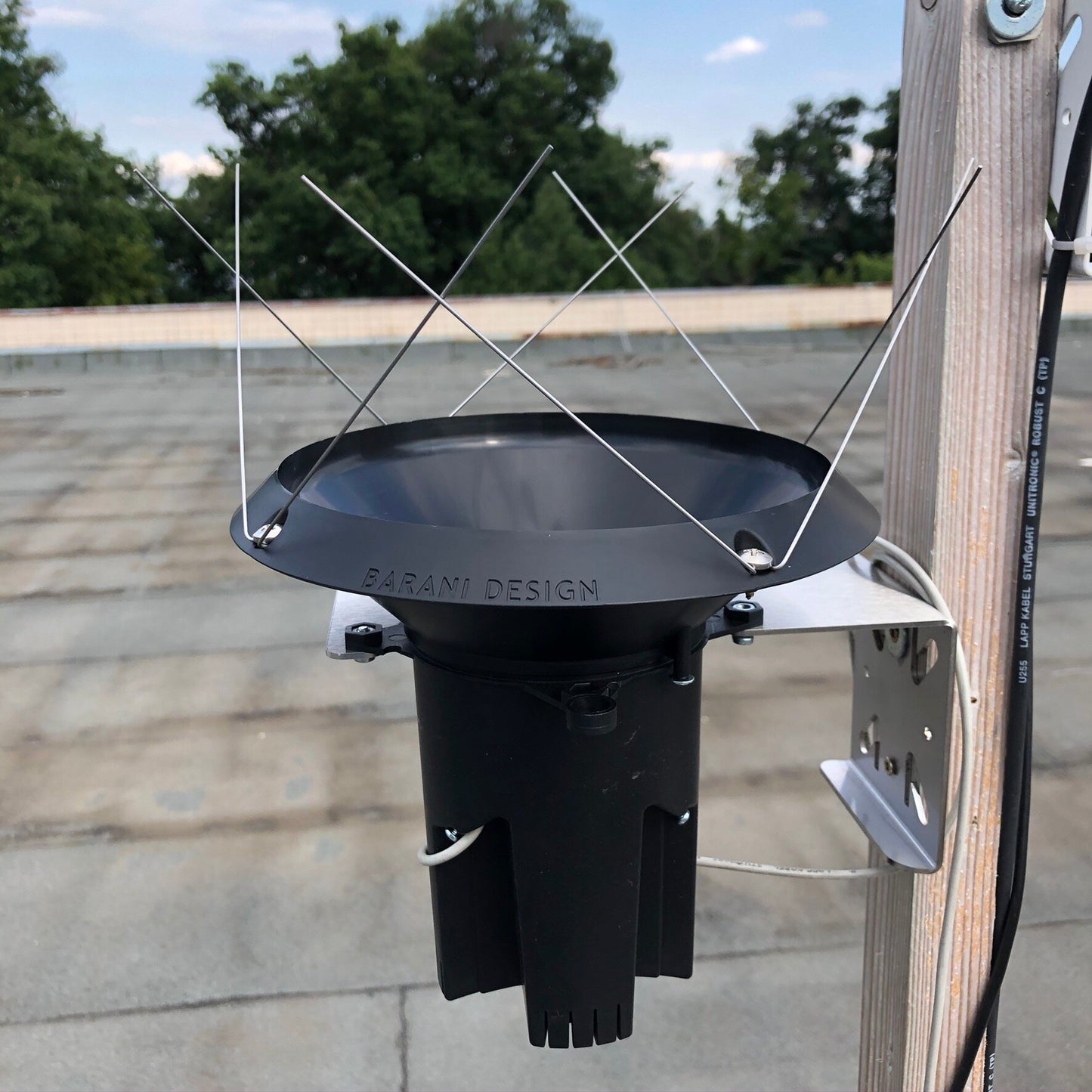 Bird spikes for MeteoRain® rain gauges