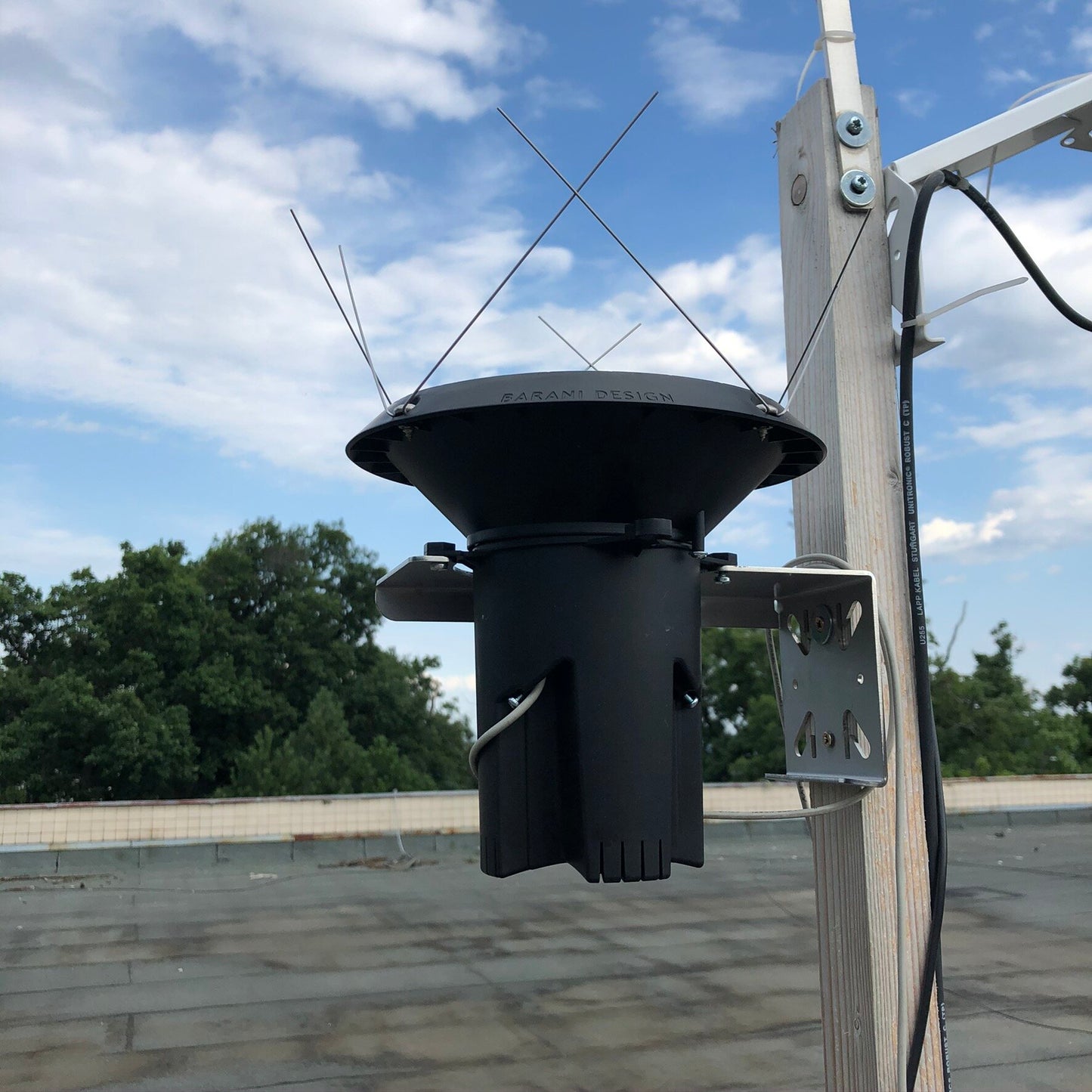 Bird spikes for MeteoRain® rain gauges